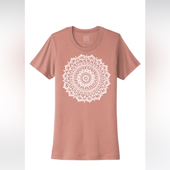 100% cotton hand drawn screen printed mandala tee. S. - Picture 4 of 5